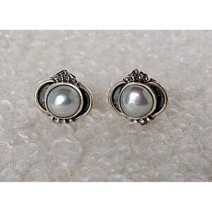 925 Sterling Silver Crescent Moon Silverwork & Pearl Stud Earrings 9 mm